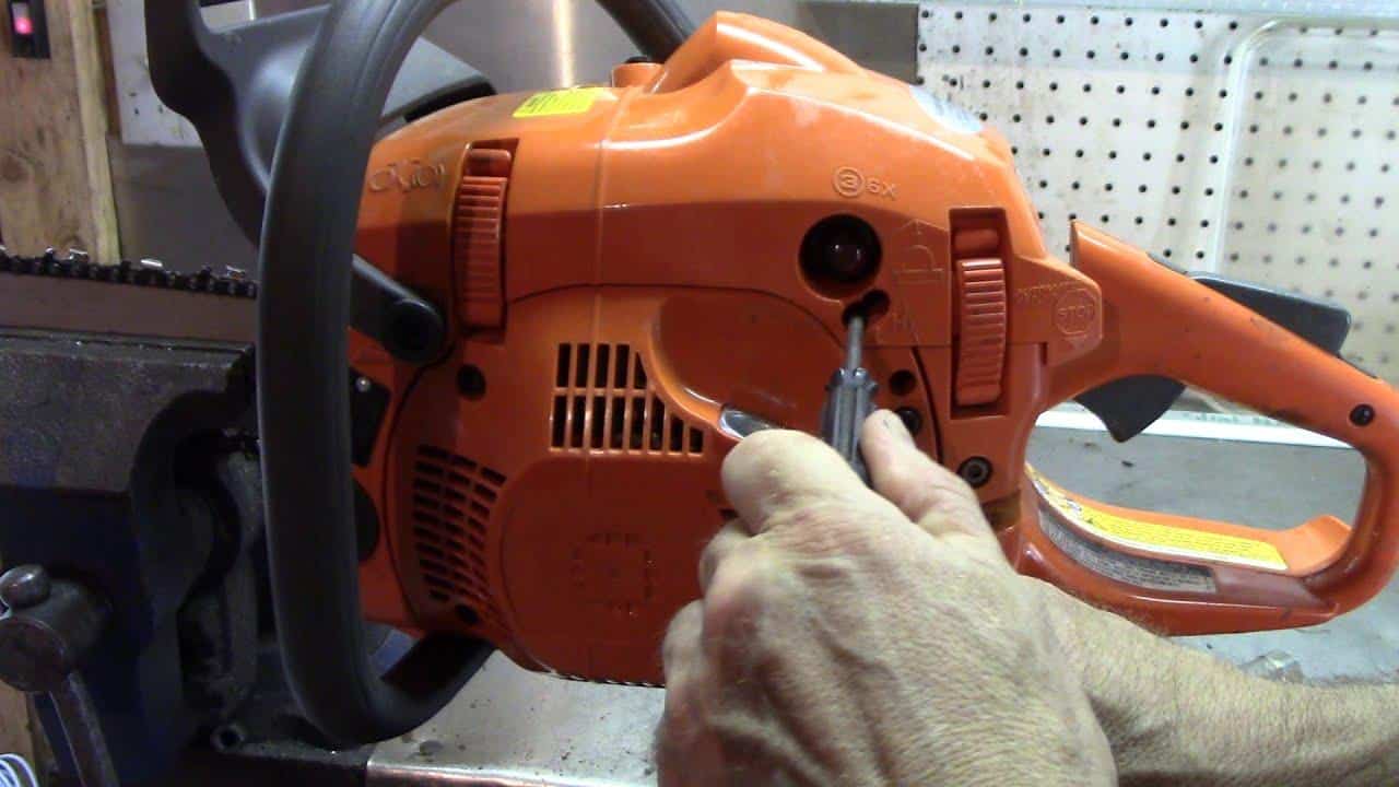 How To Tune A Chainsaw Tune Your Carburetor In 3 Easy Steps